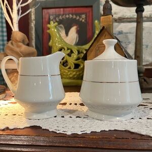 Farberware Cream and Gold Serveware Set